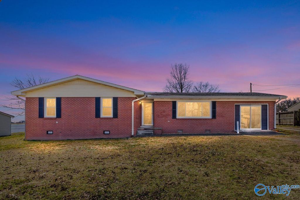 19948 Huntsville Brownsferry Road, Tanner, AL 35671