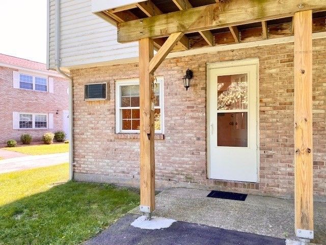 90C Washington Park Drive 10, Andover, MA 01810