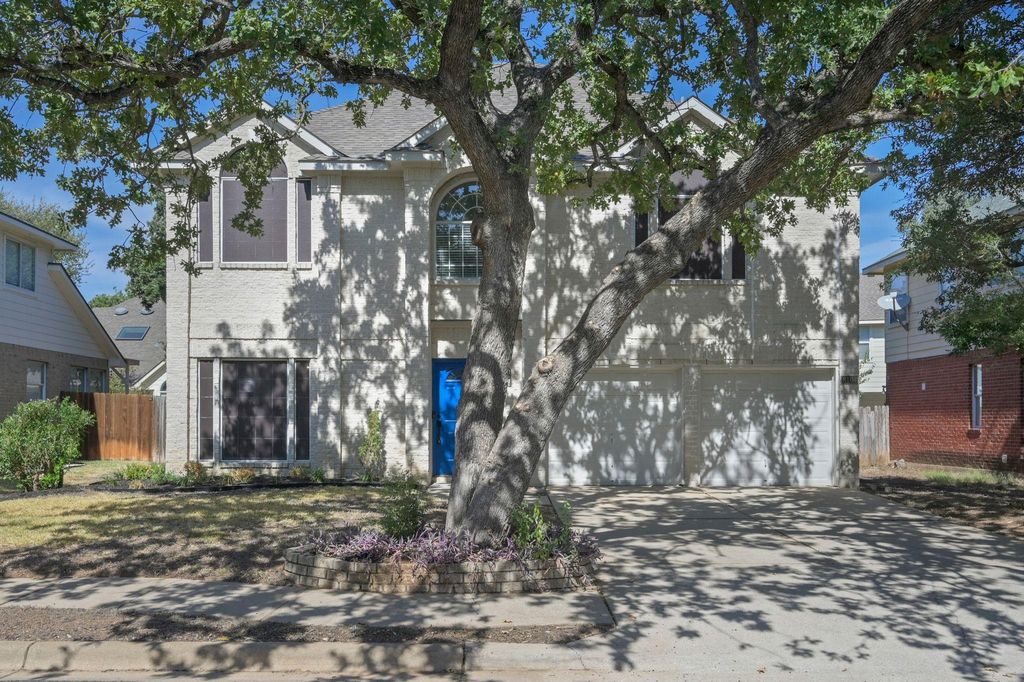 8104 LONGDRAW DR, Round Rock, TX 78681