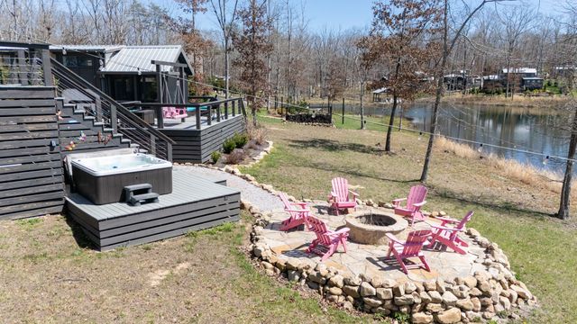 74 Heron Cir, Tracy City, TN 37387