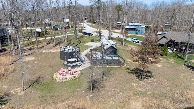74 Heron Cir, Tracy City, TN 37387
