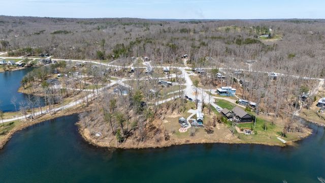 74 Heron Cir, Tracy City, TN 37387