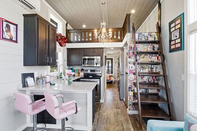 74 Heron Cir, Tracy City, TN 37387