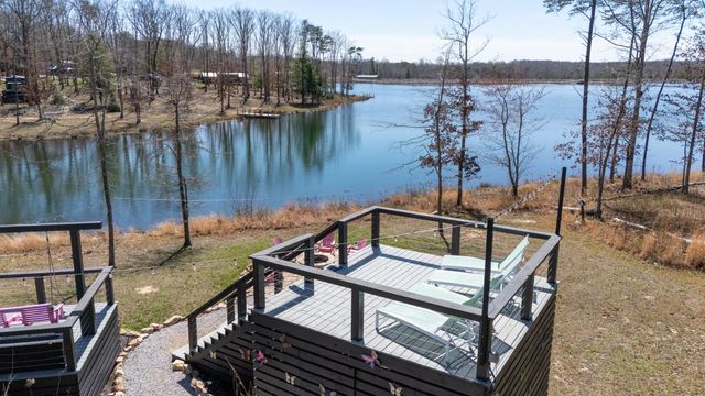 74 Heron Cir, Tracy City, TN 37387