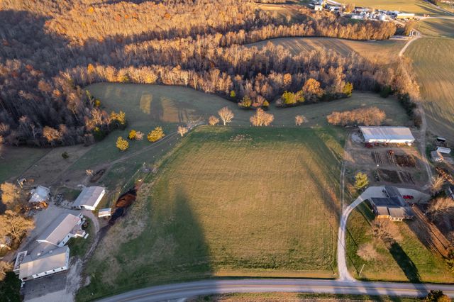 5970 KY HWY 643, Waynesburg, KY 40489