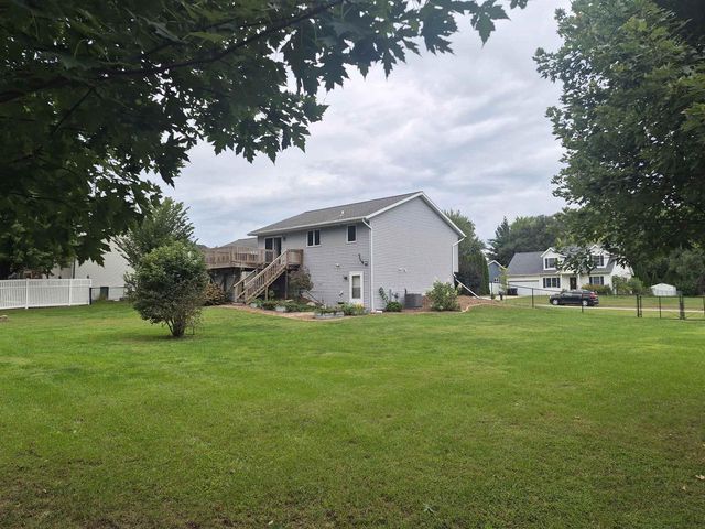 2104 Roosevelt Avenue, Beloit, WI 53511