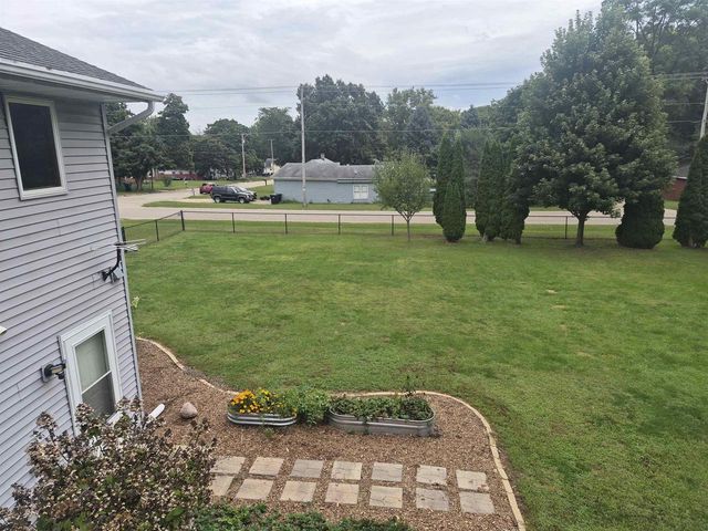 2104 Roosevelt Avenue, Beloit, WI 53511