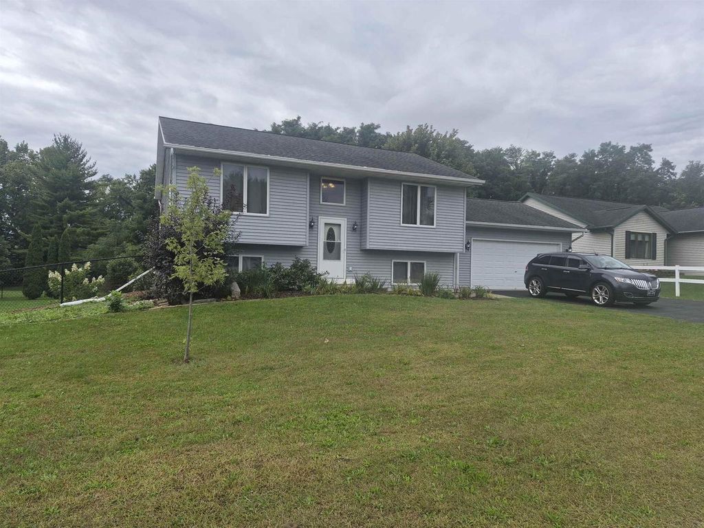 2104 Roosevelt Avenue, Beloit, WI 53511