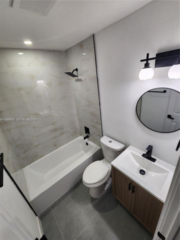 10490 SW 173rd Ter 1, Miami, FL 33157