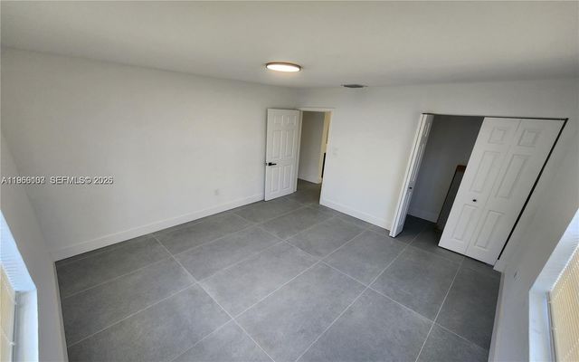 10490 SW 173rd Ter 1, Miami, FL 33157