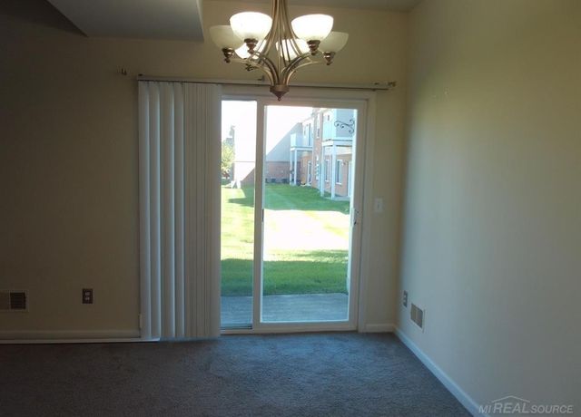 2009 Monarch Drive, Shelby Twp, MI 48316