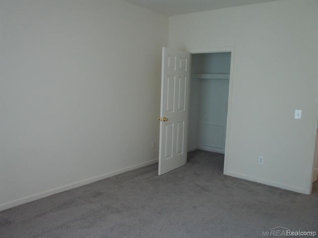 2009 Monarch Drive, Shelby Twp, MI 48316