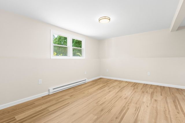 105 Birchwood Dr, Swansea, MA 02777