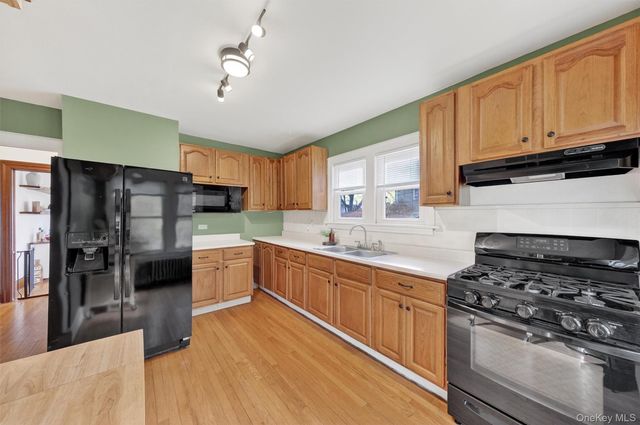 2809 Route 9D, Wappingers Falls, NY 12590