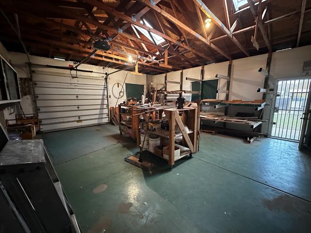 707 W Shields Avenue, Fresno, CA 93705