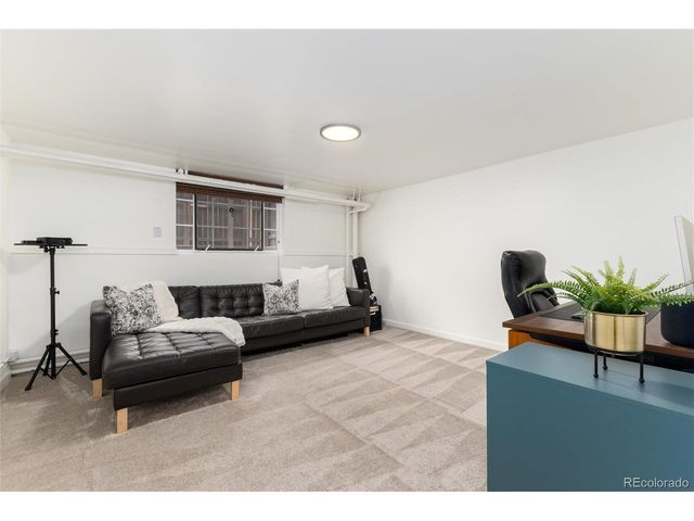 1419 Dexter St, Denver, CO 80220