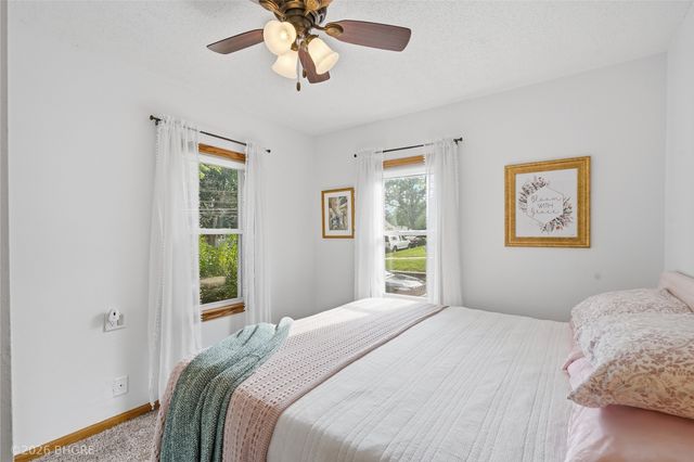1320 Pleasant View Drive, Des Moines, IA 50315