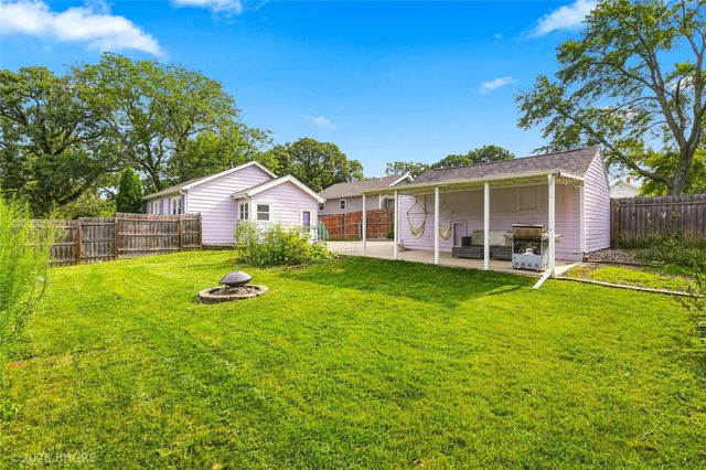 1320 Pleasant View Drive, Des Moines, IA 50315