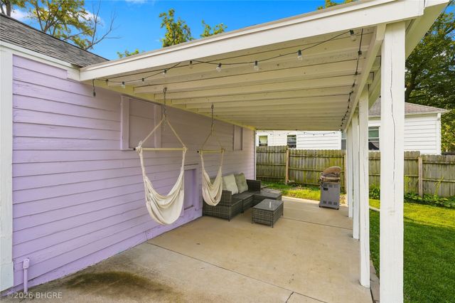 1320 Pleasant View Drive, Des Moines, IA 50315