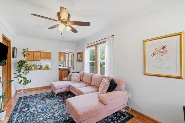 1320 Pleasant View Drive, Des Moines, IA 50315