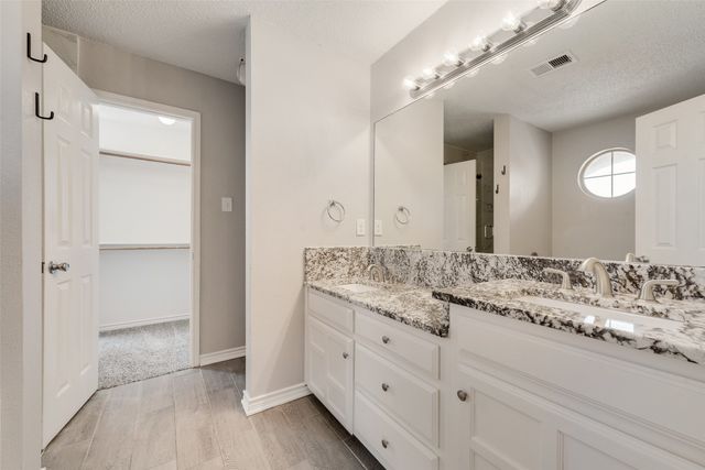 9406 Chimneywood Drive, Rowlett, TX 75089