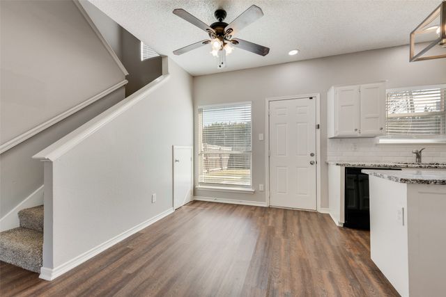 9406 Chimneywood Drive, Rowlett, TX 75089