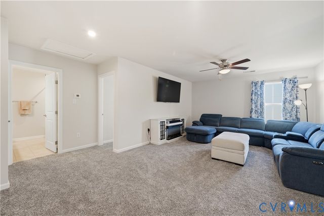 7879 Uplands Dr, New Kent, VA 23124