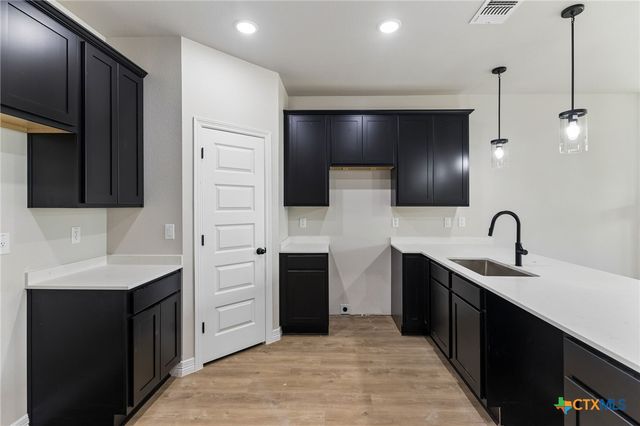 1307 Lone Pine Way, Killeen, TX 76543