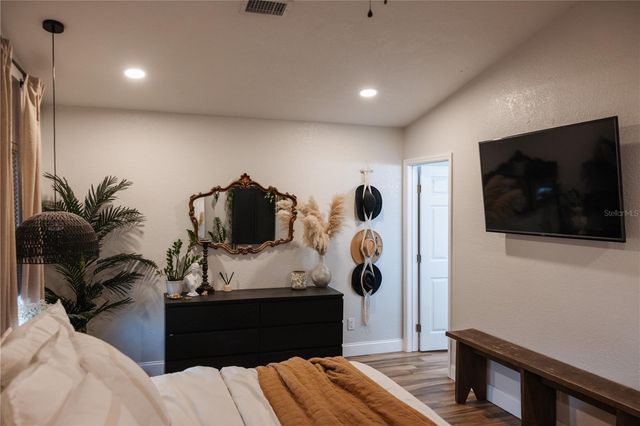 3608 W OKLAHOMA AVENUE, Tampa, FL 33611