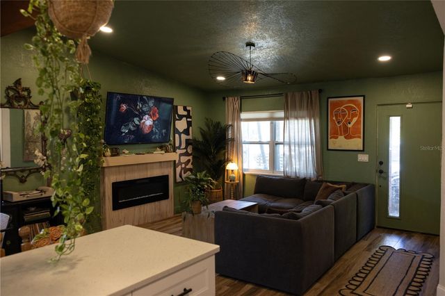 3608 W OKLAHOMA AVENUE, Tampa, FL 33611