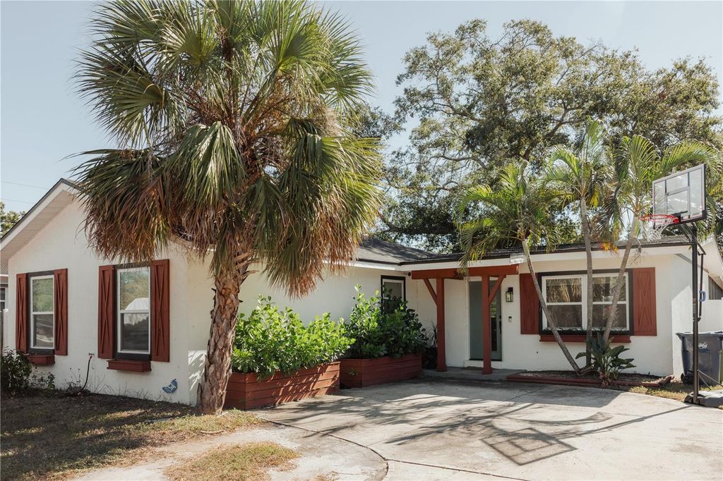 3608 W OKLAHOMA AVENUE, Tampa, FL 33611