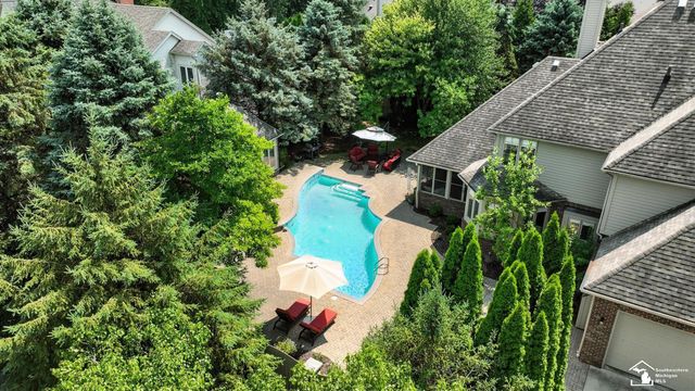 510 Ave De Lafayette Avenue, Monroe, MI 48162