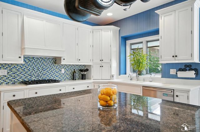 510 Ave De Lafayette Avenue, Monroe, MI 48162