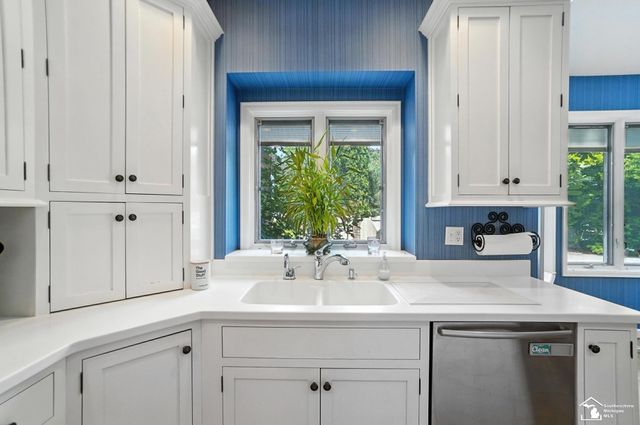 510 Ave De Lafayette Avenue, Monroe, MI 48162