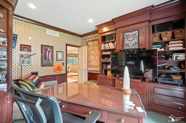 510 Ave De Lafayette Avenue, Monroe, MI 48162