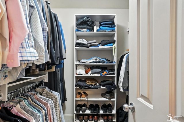 510 Ave De Lafayette Avenue, Monroe, MI 48162