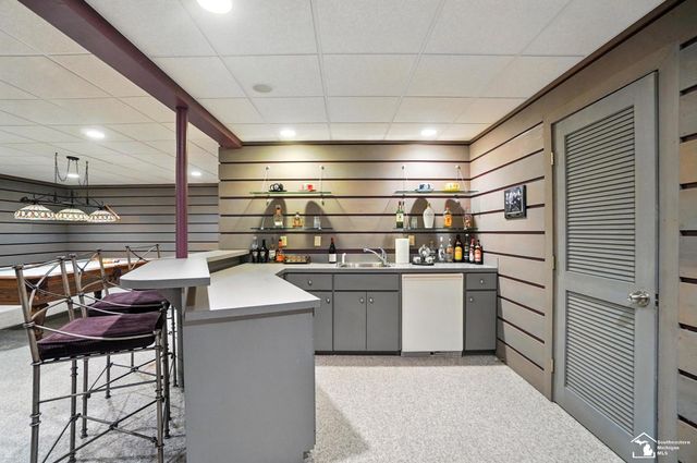 510 Ave De Lafayette Avenue, Monroe, MI 48162