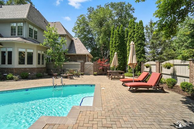 510 Ave De Lafayette Avenue, Monroe, MI 48162