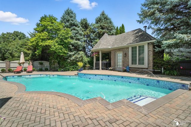 510 Ave De Lafayette Avenue, Monroe, MI 48162