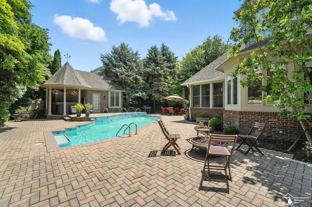 510 Ave De Lafayette Avenue, Monroe, MI 48162