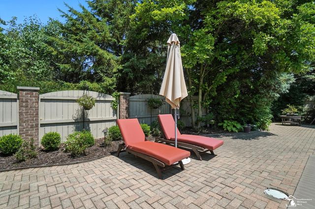 510 Ave De Lafayette Avenue, Monroe, MI 48162