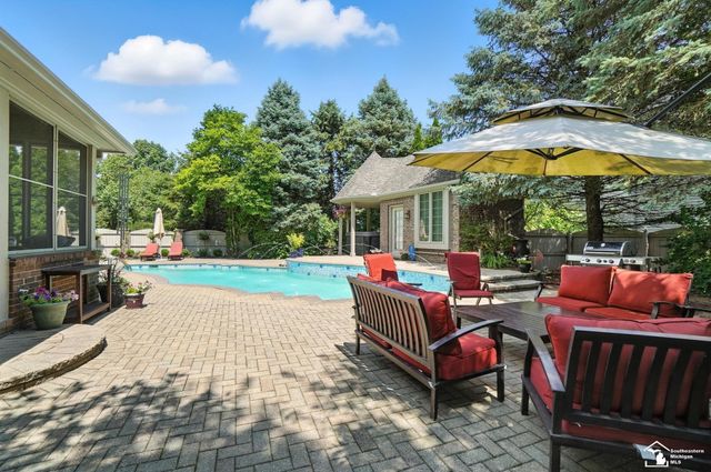 510 Ave De Lafayette Avenue, Monroe, MI 48162