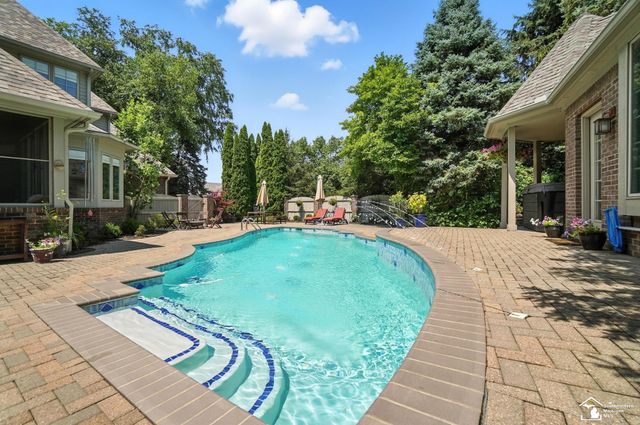 510 Ave De Lafayette Avenue, Monroe, MI 48162