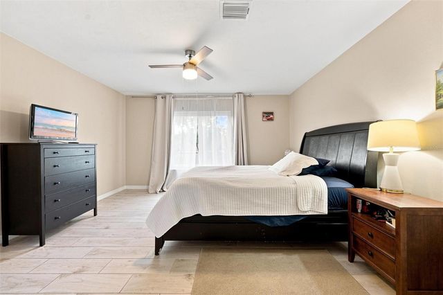 670 KIRKLAND CIRCLE, Dunedin, FL 34698