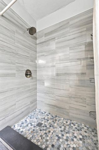 670 KIRKLAND CIRCLE, Dunedin, FL 34698