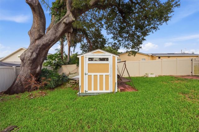 670 KIRKLAND CIRCLE, Dunedin, FL 34698