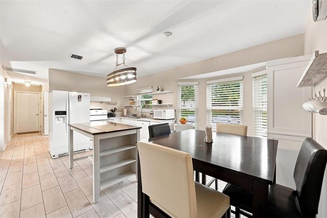 670 KIRKLAND CIRCLE, Dunedin, FL 34698