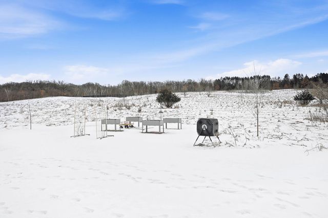 10185 440th Street, Holdingford, MN 56340