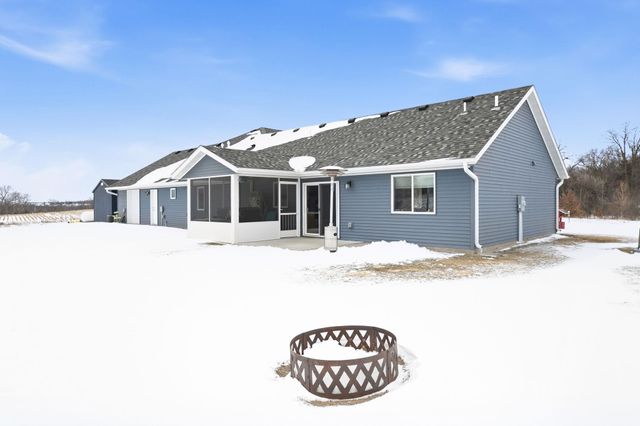10185 440th Street, Holdingford, MN 56340