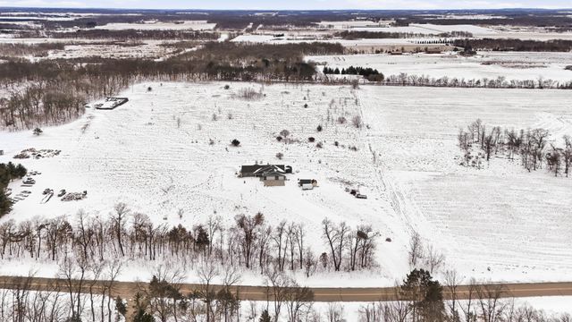 10185 440th Street, Holdingford, MN 56340